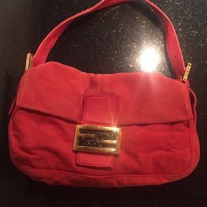 Fendi suede Baguette purse💥